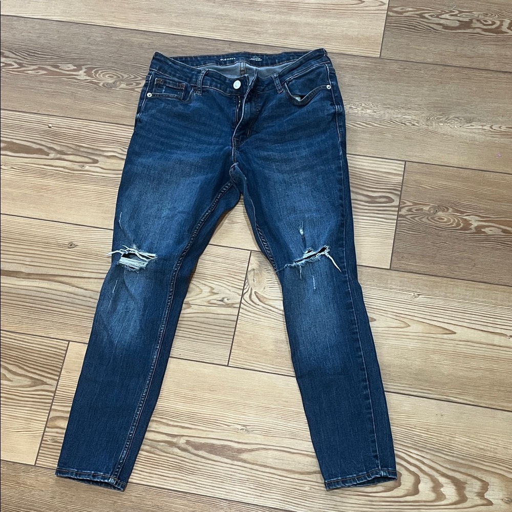 Old Navy Women's Dark Blue Distressed Skinny Jeans